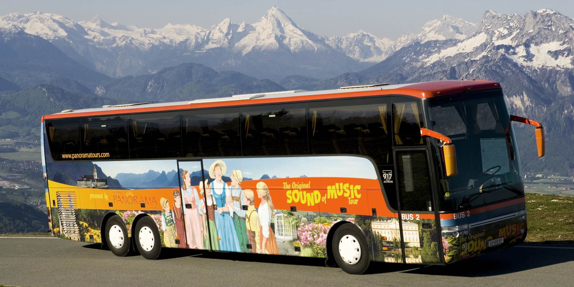 Original Sound of Music Tour® - tour bus © Salzburg Panorama Tours Original Sound of Music Tour® - tour bus © Salzburg Panorama Tours